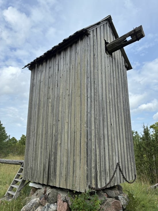 Apparemment ce vieux moulin ne fonctionnera plus.