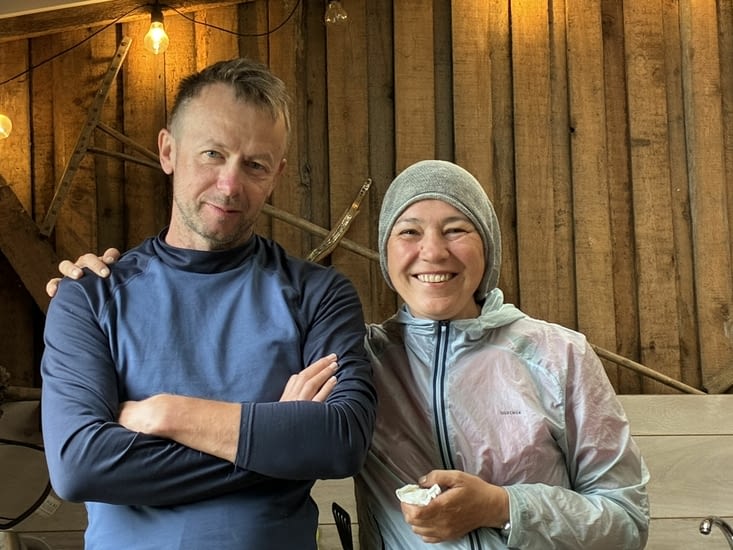 Le lendemain matin, après une bonne discussion avec deux Estoniens….