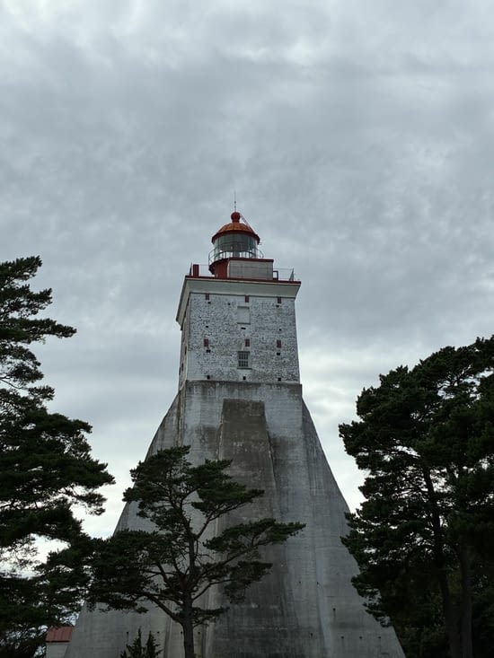 Mais nous repartons tout de même vers le phare de Kõpu