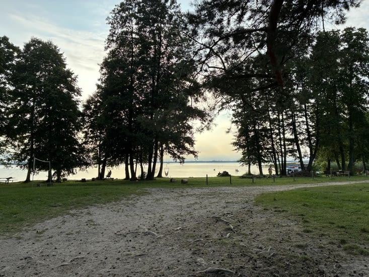 Nous arrivons au camping de Biwakowe où nous nous baignons.