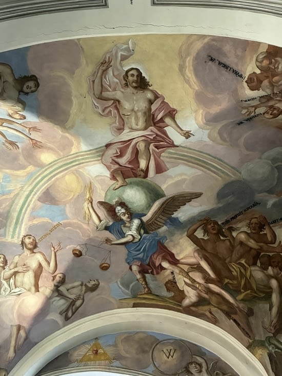 …. qui expriment la victoire du Christ sur le monde.