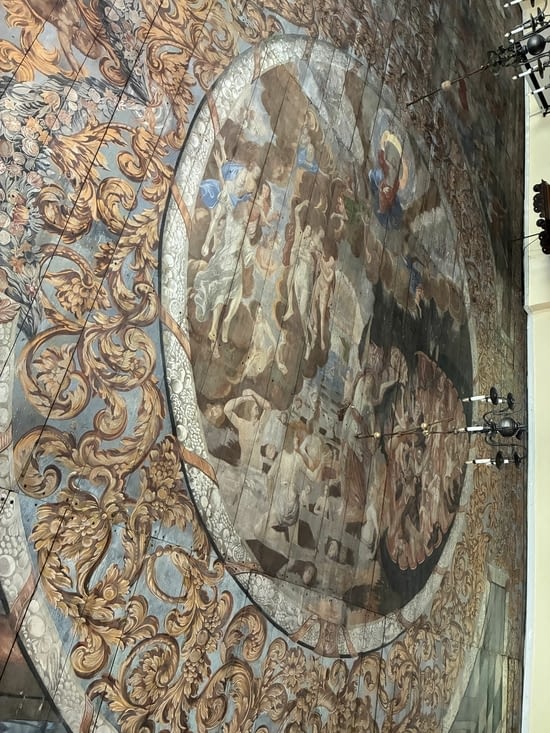 Ainsi ce jugement dernier peint sur le plafond en 1688
