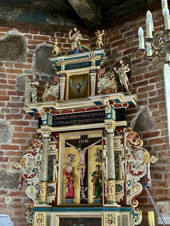 Superbe œuvre maniériste, elle présente un condensé de la théologie chrétienne.