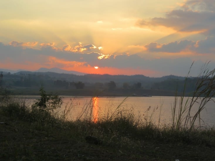 Quel plaisir de se baigner dans ce lac pour nous tout seuls. Photo prise de notre tente.