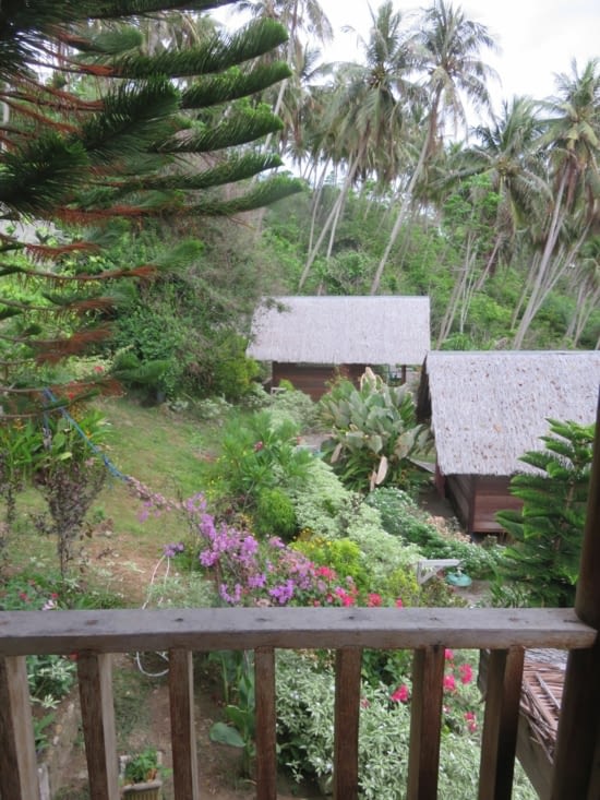 Premier hebergement, vu de cote ( la vue de la fenetre, c'est celle de la photo de presentation)