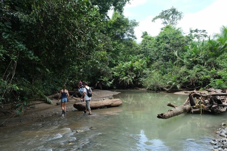 On marche de l’eau jusqu’au cheville cette fois-ci