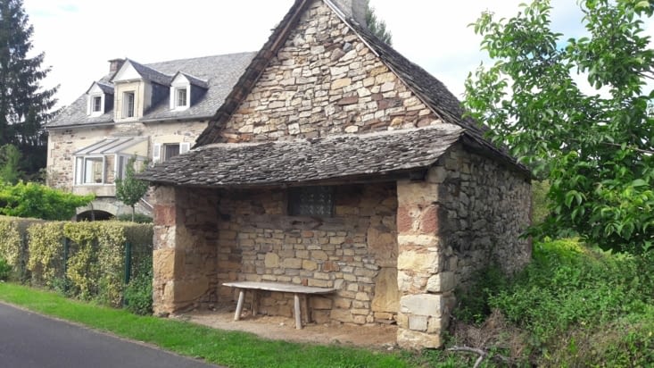 Même les abri-bus sont des facades classées!