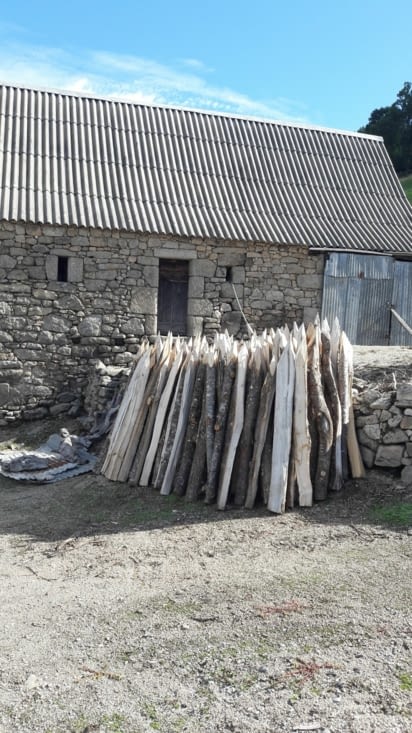 Du mobilier éphemère. Non... ce ne sont pas des crayons!