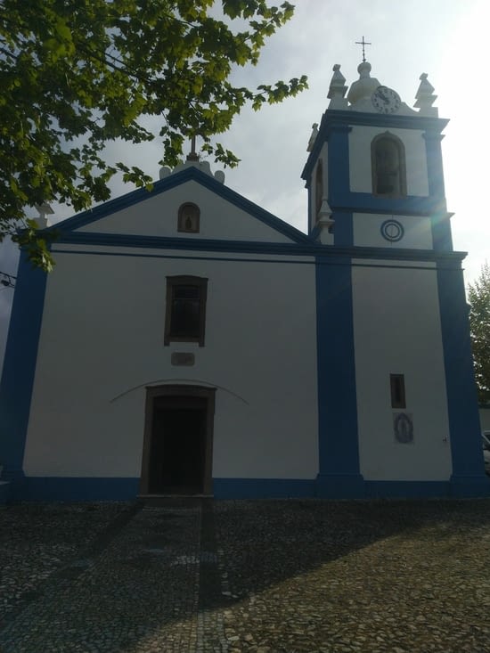 Les belles églises des petits villages portugais