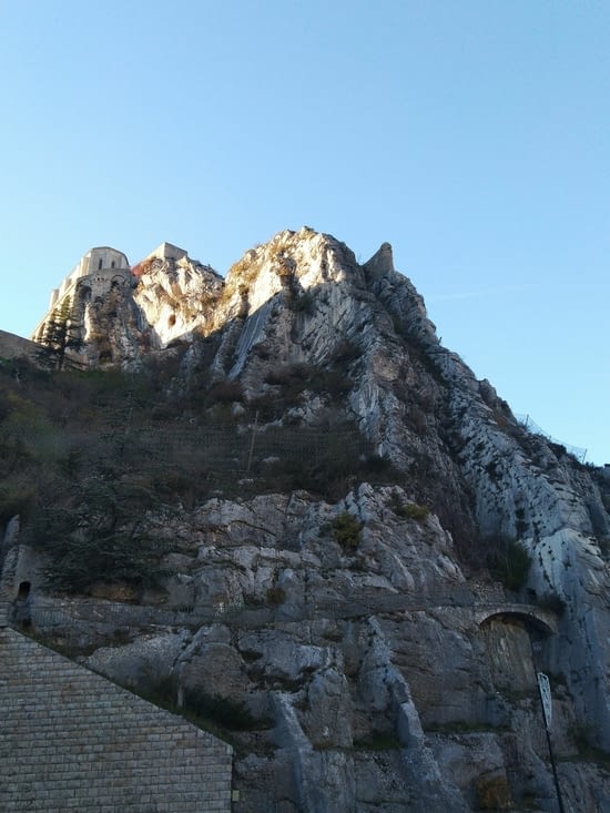 Le rocher de Sisteron