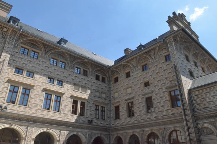 Schwarzenberský palác, cour intérieure