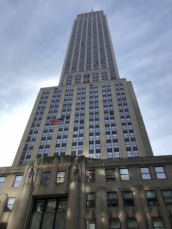 Empire State Building vue depuis la rue