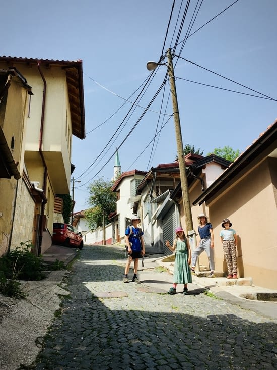 Rues « ultra pentues » pour grimper sur les hauteurs de Sarajevo