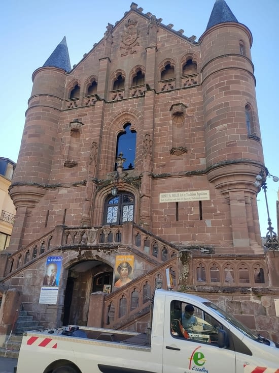 Musée du scaphandre qui a été inventé ici à Espalion, c'était l'église Saint Jean