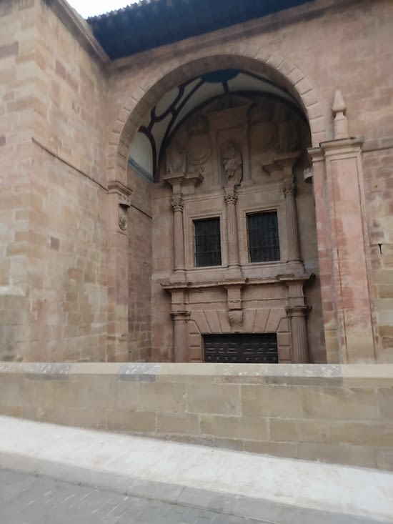 La porte d'entrée du monastère