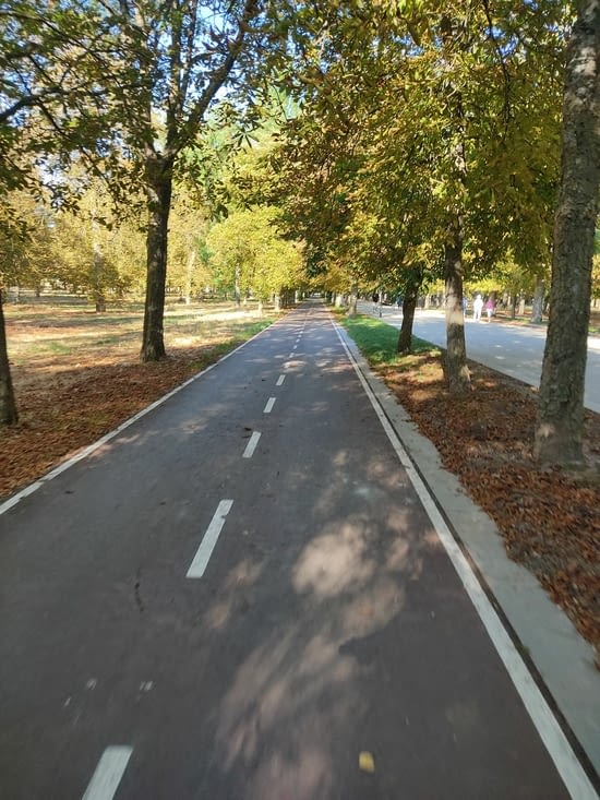 Un joli parc à l'entrée de Burgos