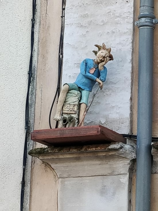 J'y vais, j'y vais pas, j'y vais, j'y vais pas, ben Santiago c'est pas pour demain !