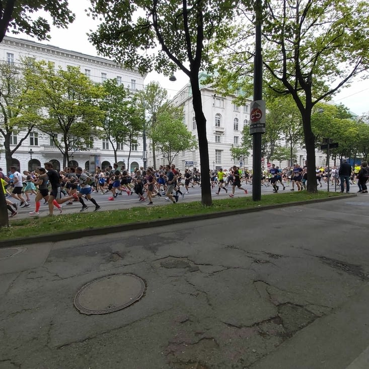 Les rues sont coupés pour laisser la place à tout ces coureurs