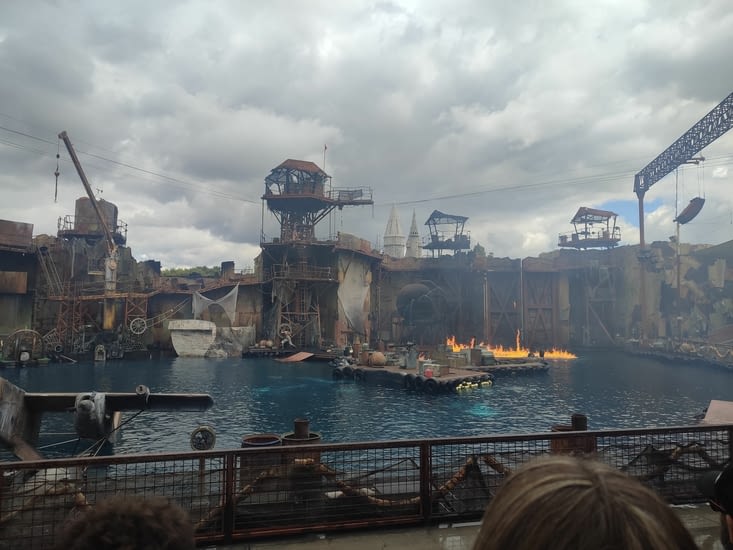 Waterworld show