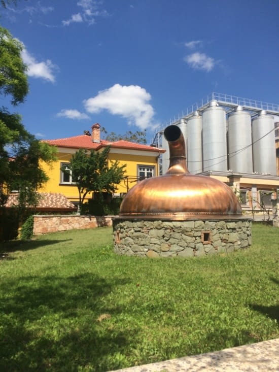 La brasserie de la fameuse biere locale "Korca"