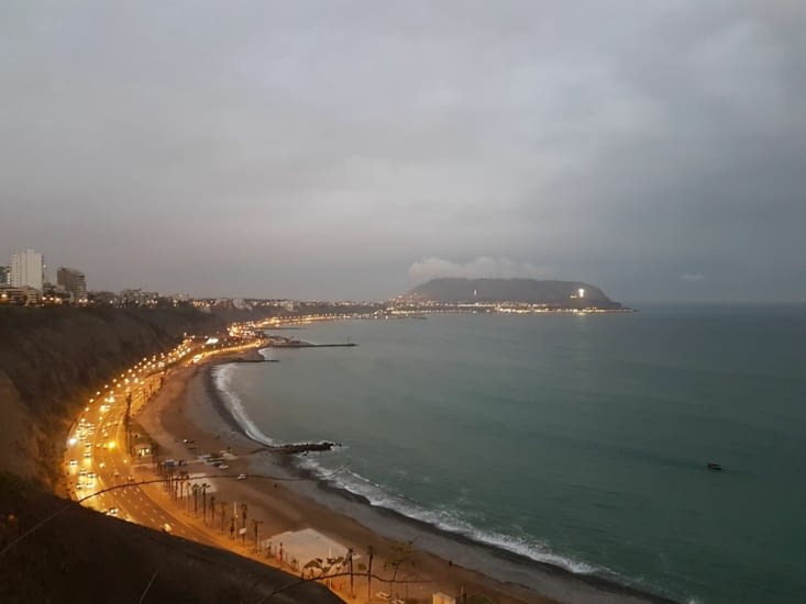 Lima by night !
