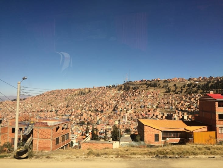 La Paz abrite 2,7 millions d'habitants …