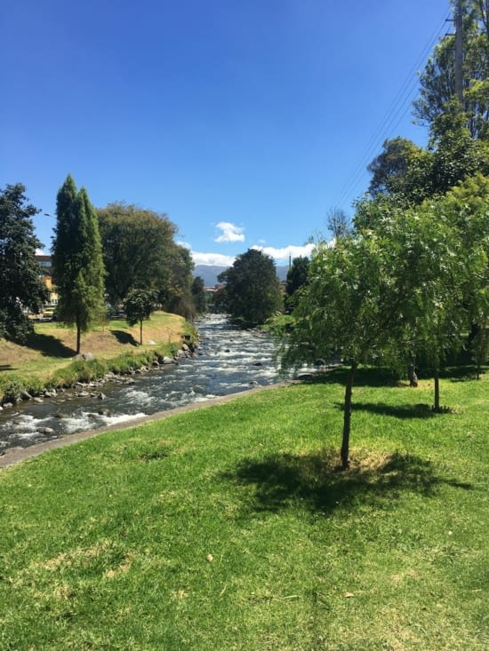 Balade au bord de la rivière