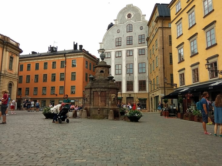 Place sous un autre angle.