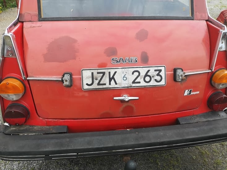 Une vieille Saab dans son jus, sur le site