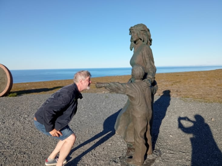 'Faudrait grandir un peu, mon garçon...