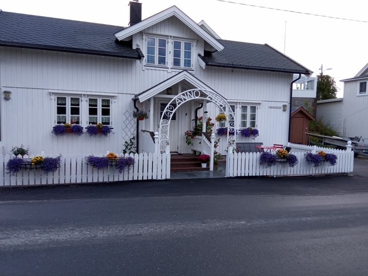 Les norvégiens sont très sensibles à l'aspect de leurs demeures. Ici une maison fleurie