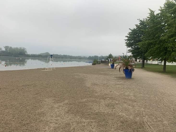 Matin brumeux après une nuit d’orage et de pluie