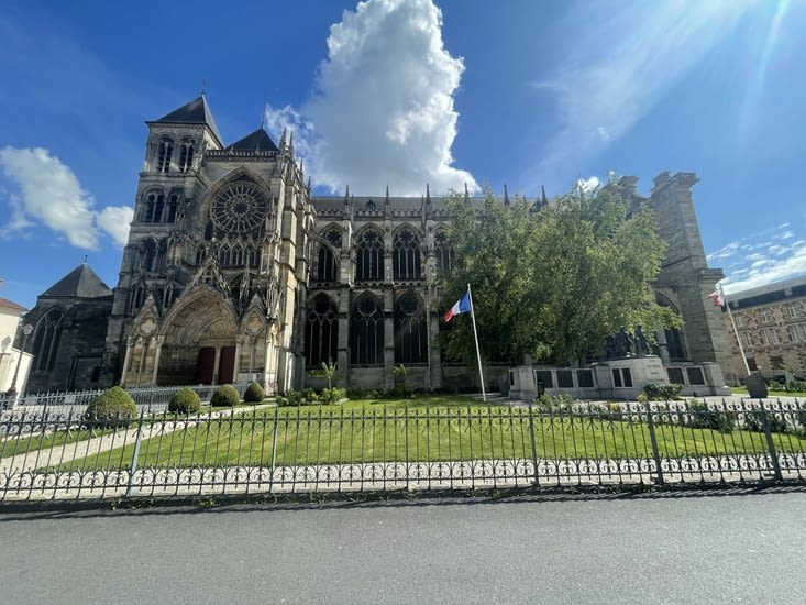 Cathédrale Saint Étienne de Chalon en Champagne.