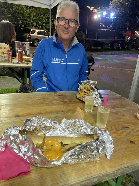 Burger au champagne ! Sympa les picards .