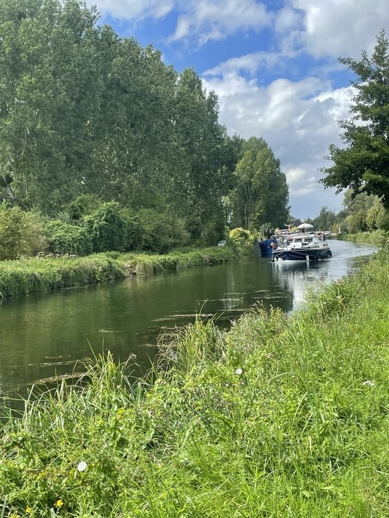 Un peu de navigation.