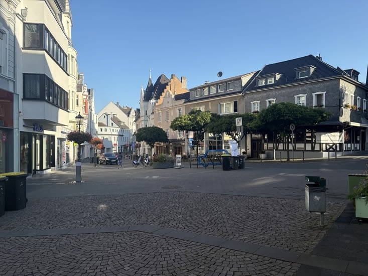 Petit déjeuner à Bad Honnef très sympa aussi.