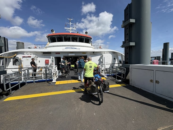 JM en bateau.