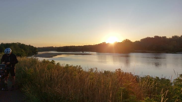 L’aube sur la Loire .