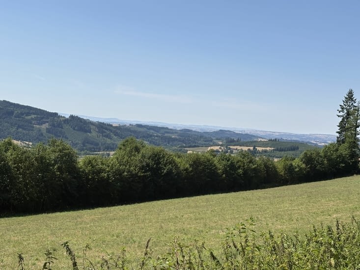 Depuis le sommet du col des Echarmeaux .