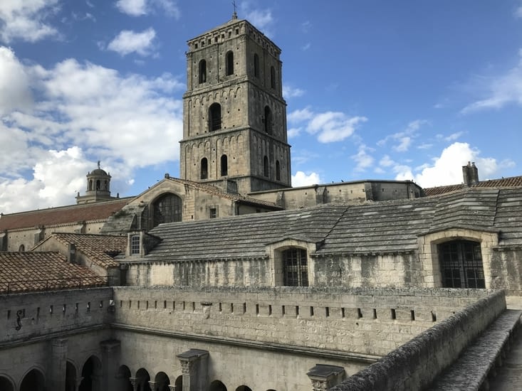Cathédrale et cloître d’Arles