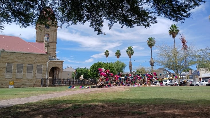 Visite de la capitale mondiale de l'Autruche