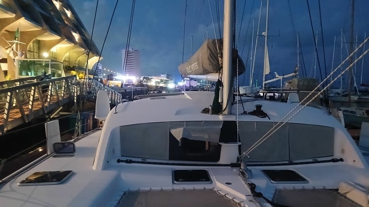 La marina de Recife est au pied du Novotel à 100 m du centre-ville