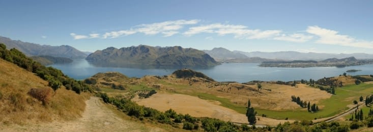 Grande randonnée au dessus du lac