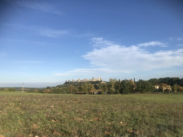 Vue sur la forteresse de Monterrigioni