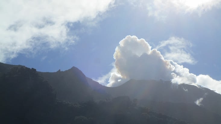 Fumérole du Stromboli (ce n'est pas un nuage)