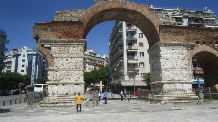 Arche de triomphe de Galerius (romain bien connue)