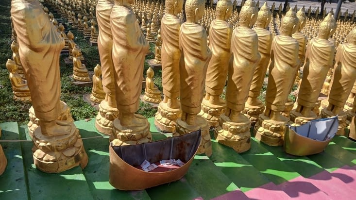 84000 buddhas(il en manque 3)