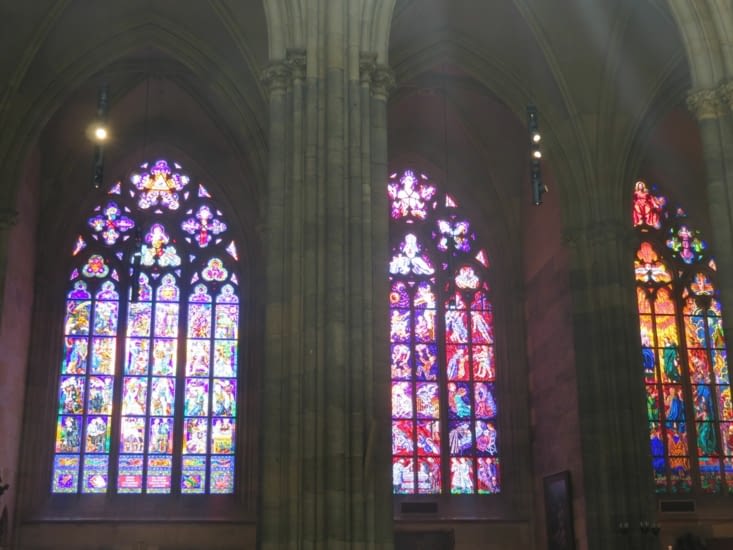 Les fameux vitraux de la cathédrale