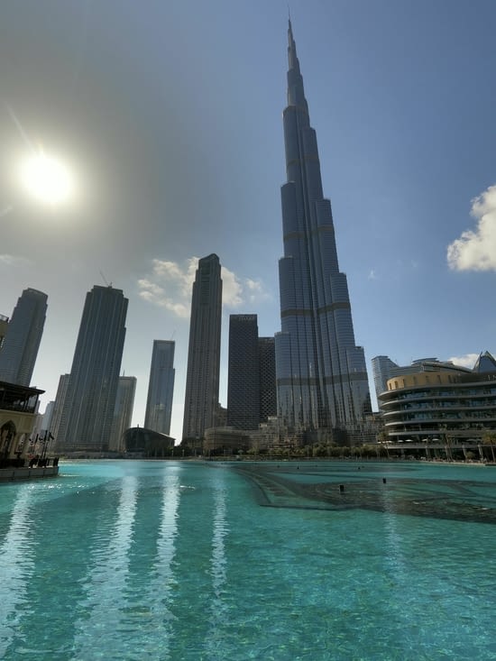Burj Khalifa, plus grand building au monde (830 m)