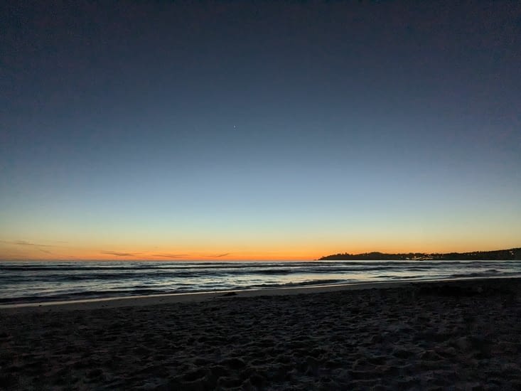 Couché de soleil à Carmel sur une plage de sable blanc !